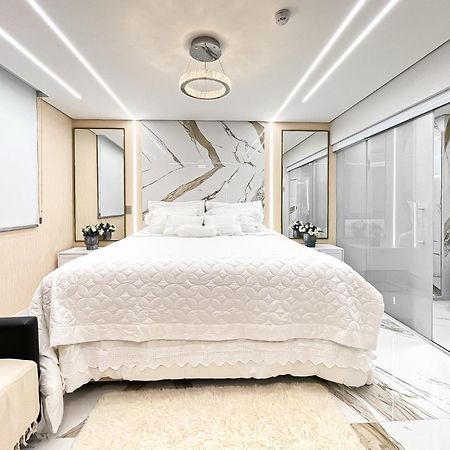 M N Flats - Flat Dentro Do Hotel Wi Av Ibirapuera 2927 상파울루 외부 사진